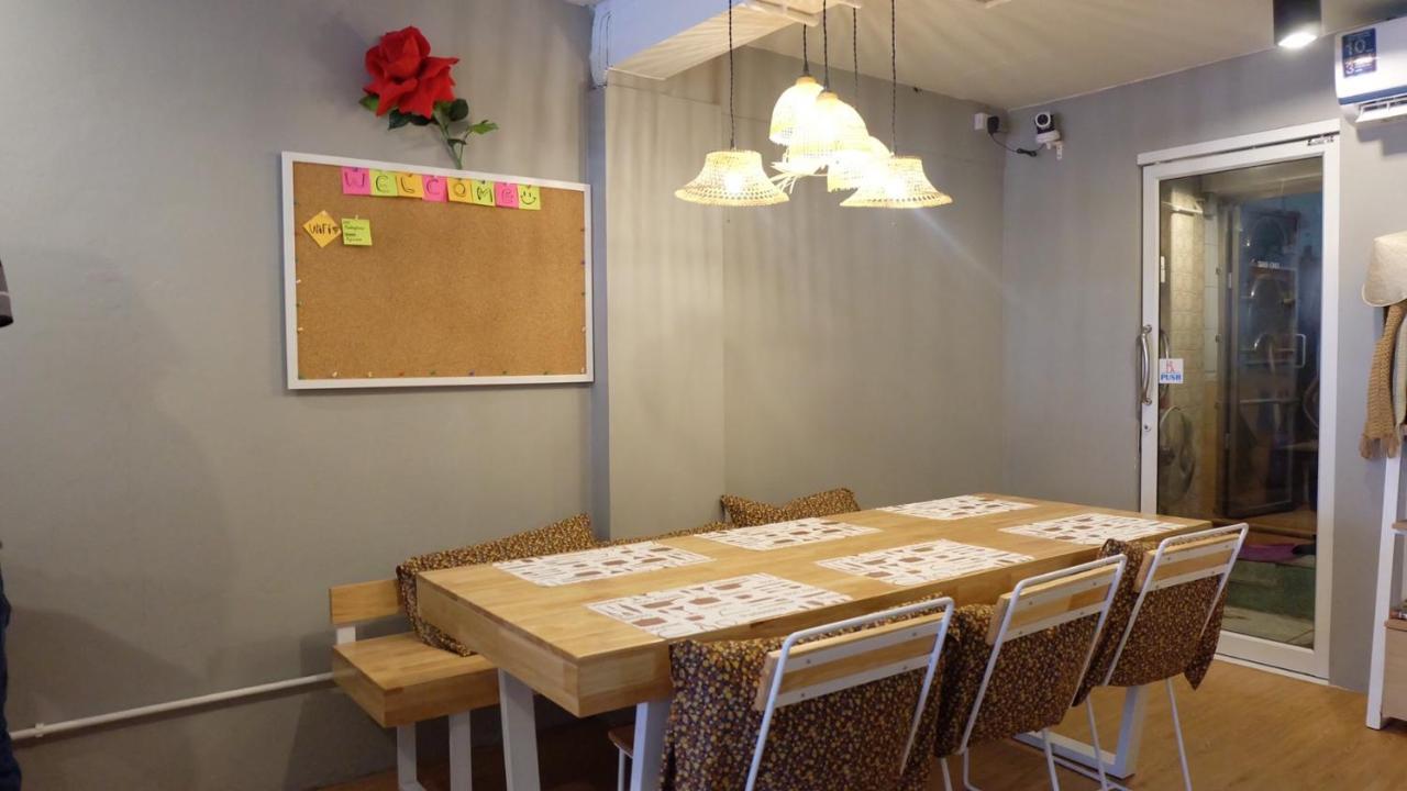 Mind Day Hostel Khaosan Bangkok Exteriör bild