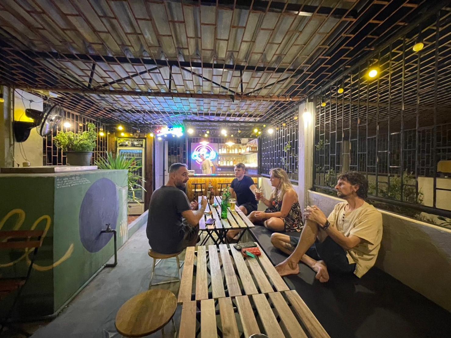 Mind Day Hostel Khaosan Bangkok Exteriör bild